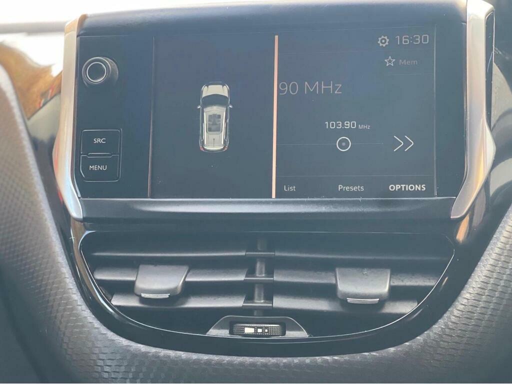 Peugeot 2008 1.2 Puretech Allure Red #25
