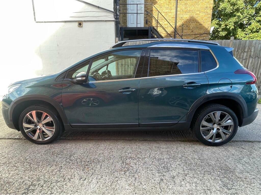 Peugeot 2008 1.2 Puretech Allure Red #8