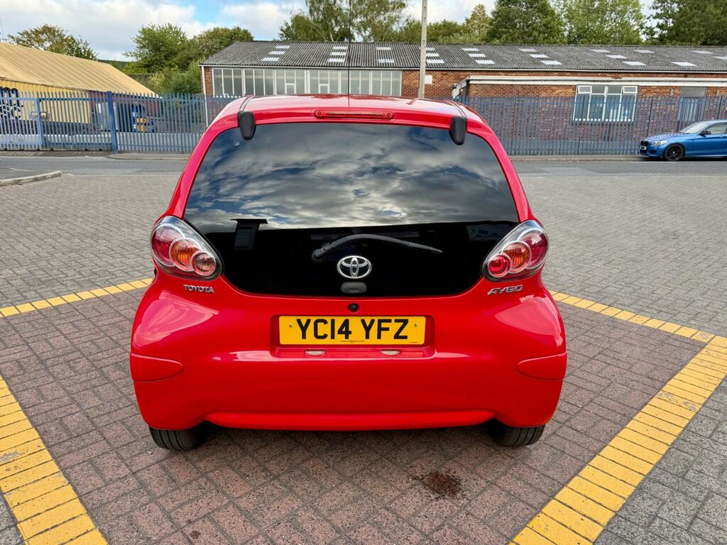 Toyota Aygo Hatchback Silver #21