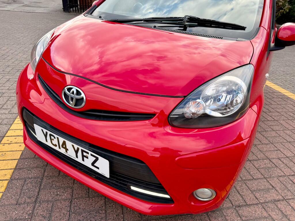 Toyota Aygo Hatchback Silver #45
