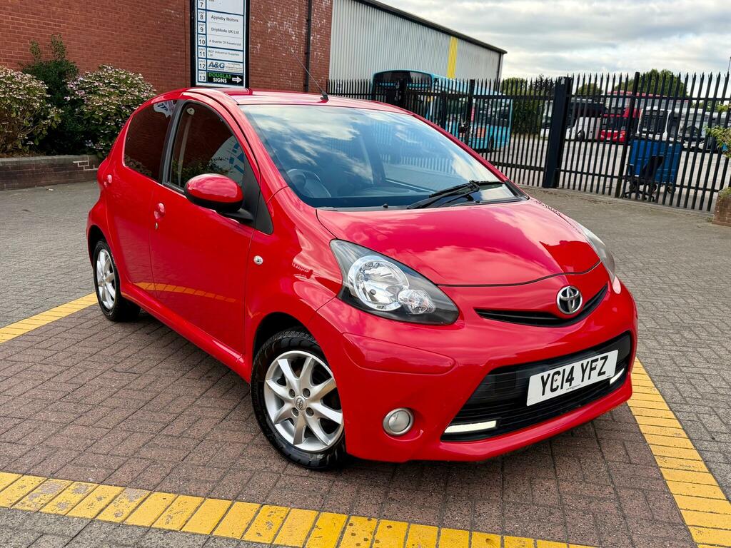 Toyota Aygo Mode Red