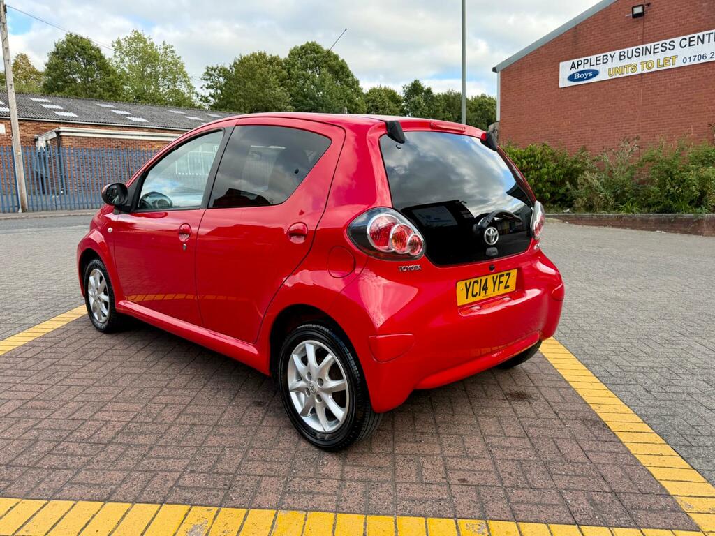 Toyota Aygo Hatchback Silver #17