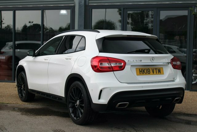 Mercedes-Benz GLA Class 1.6 Gla200 Amg Line Executive Suv 7G- HK18VTM White #2