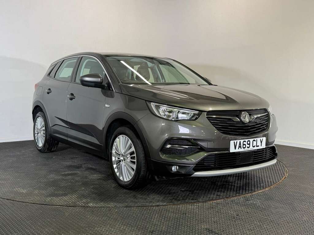 Vauxhall Grandland X 1.5 Turbo D Business Edition Nav Suv Au Grey