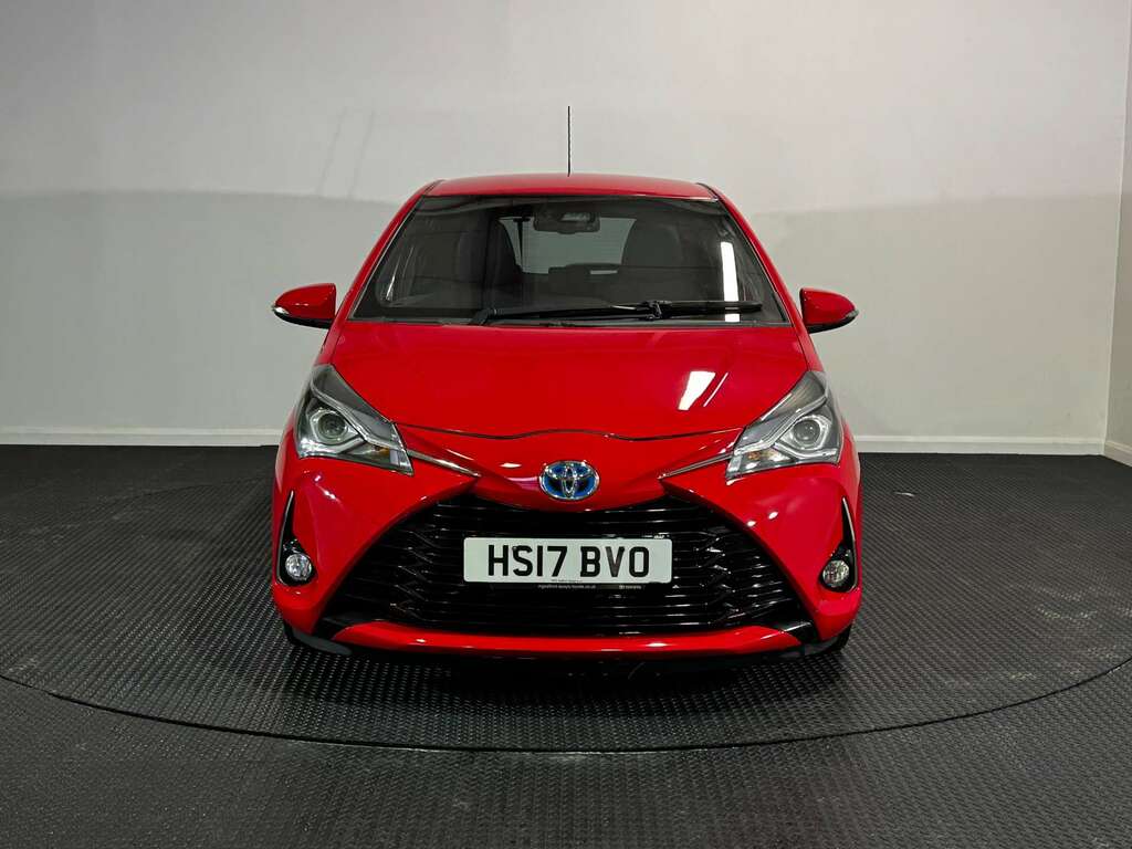 Toyota Yaris 1.5 Vvt-h Excel Hatchback Hybrid E-cvt Red