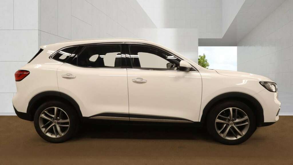 MG HS 1.5 T-gdi Exclusive Suv Dct Euro 6 Ss GF22FWZ White #4