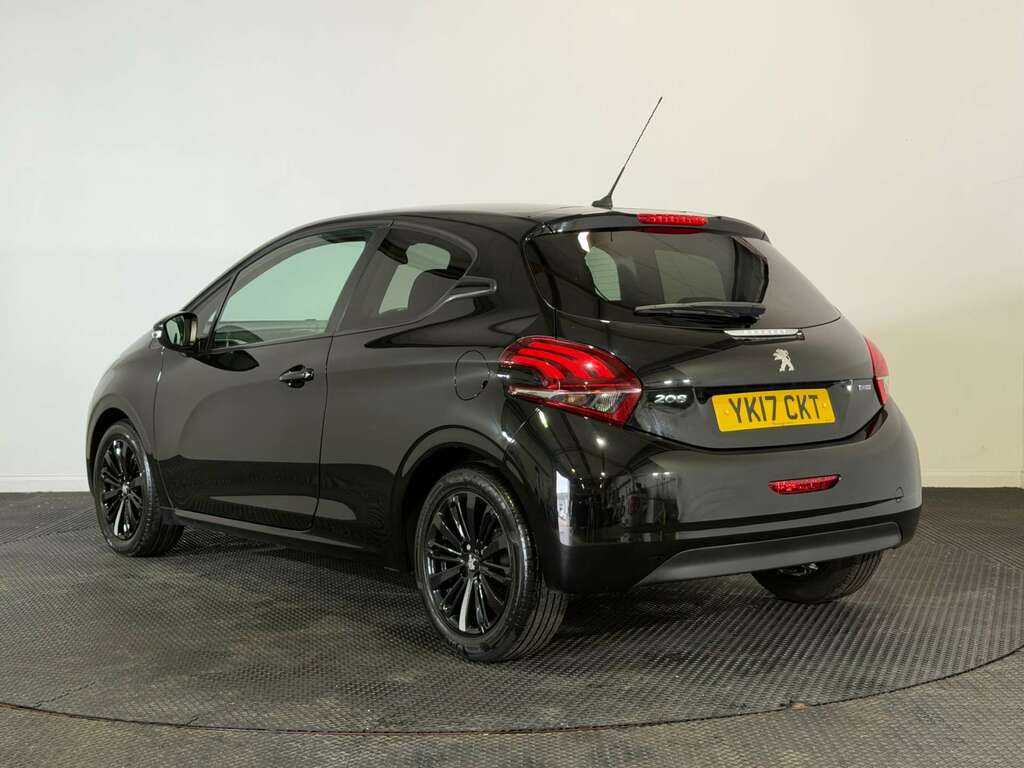 Peugeot 208 1.2 Puretech Black Edition Hatchback Ma YK17CKT Black #4