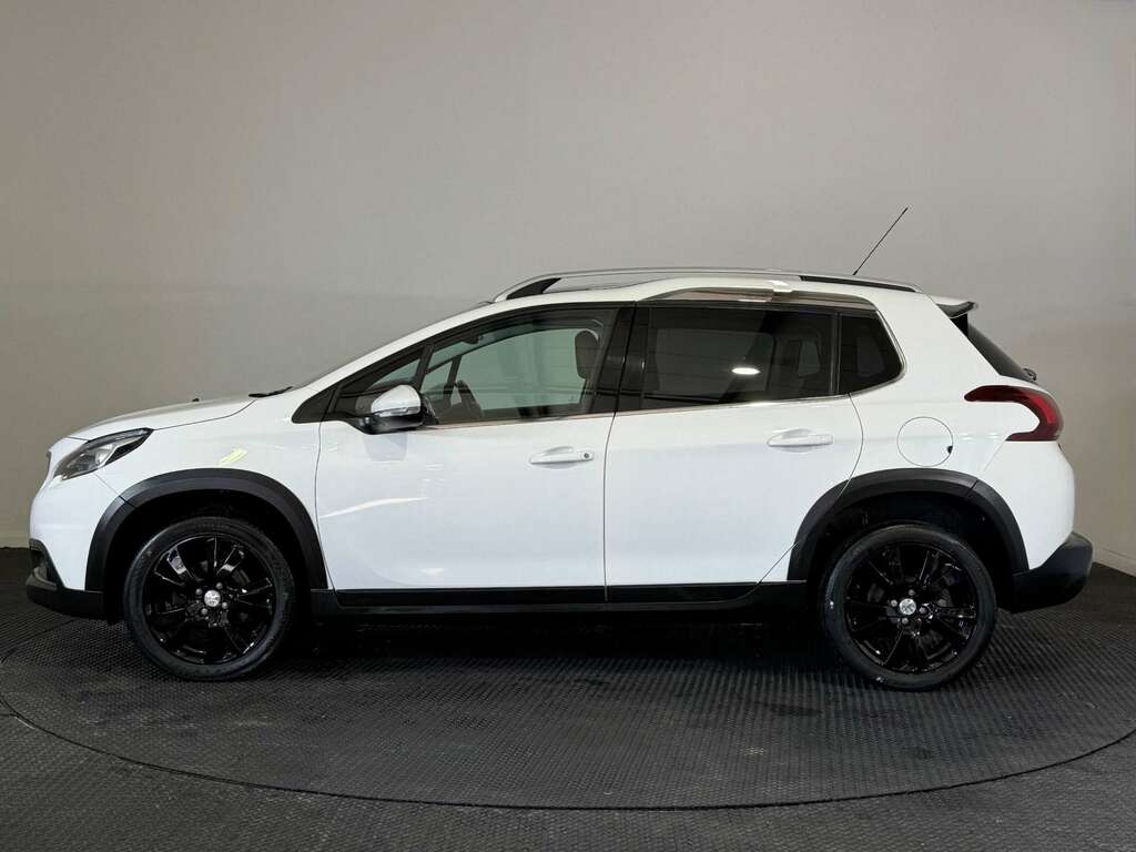 Peugeot 2008 1.2 Puretech Allure Premium Suv YD69FNV White #3