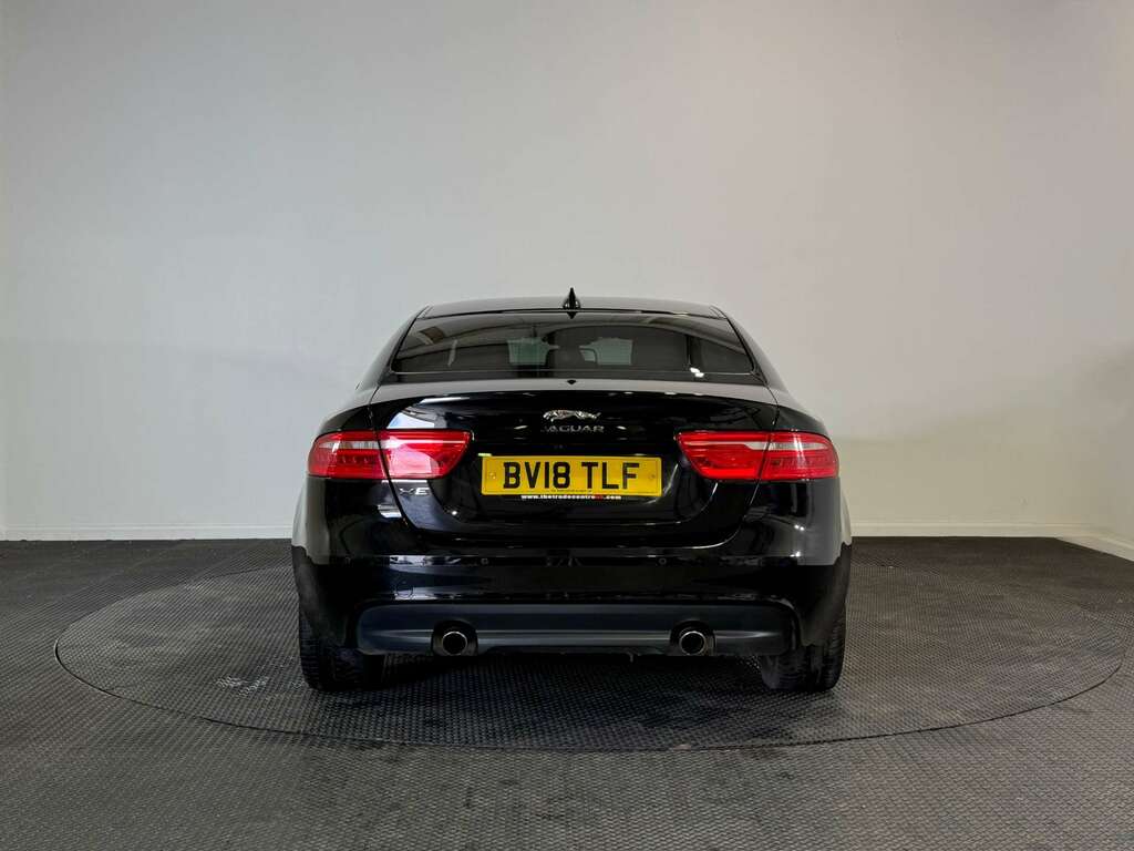 Jaguar XE 2.0I Prestige Saloon Euro 6 Ss BV18TLF Black #5