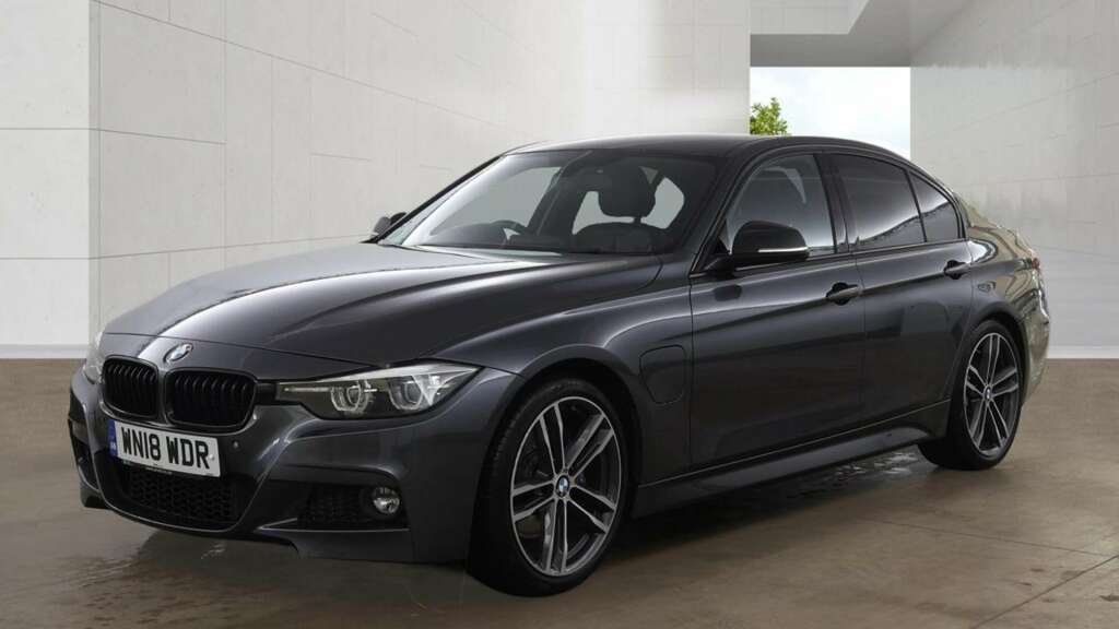 BMW 3 Series 2.0 330E 7.6Kwh M Sport Shadow Edition Saloon Grey