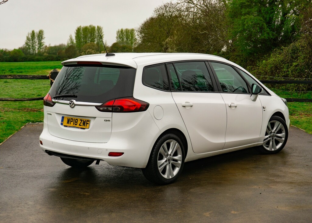 Vauxhall Zafira Tourer 2.0 Cdti Sri Nav 2018 White #3