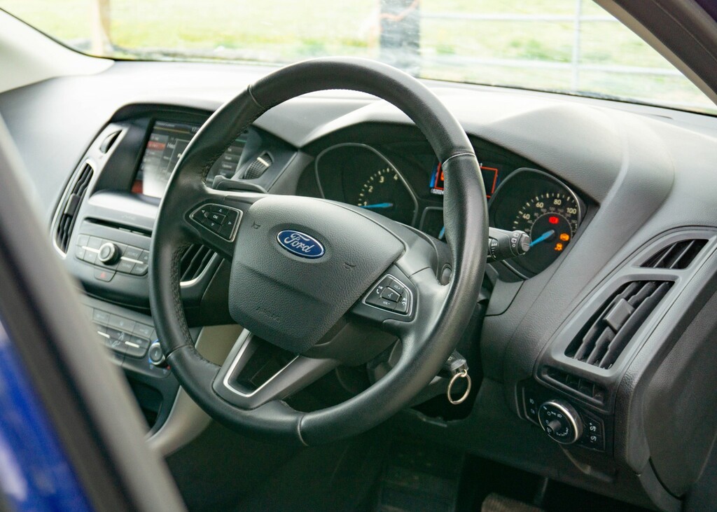 Ford Focus 1.0 T Ecoboost Zetec 2016 CK16WXN Blue #6