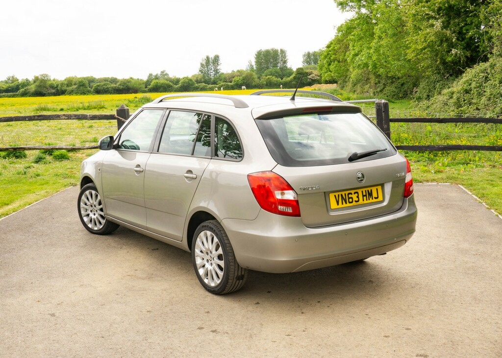 Skoda Fabia 1.2 Tsi Elegance 2013 VN63HMJ Beige #5