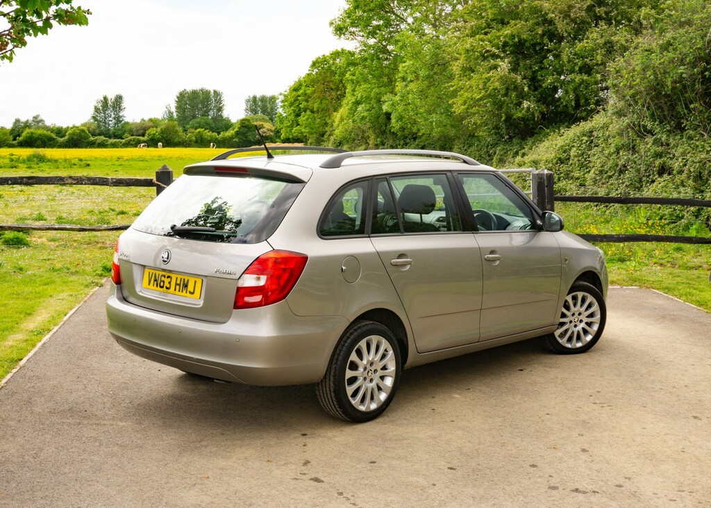 Skoda Fabia 1.2 Tsi Elegance 2013 VN63HMJ Beige #3