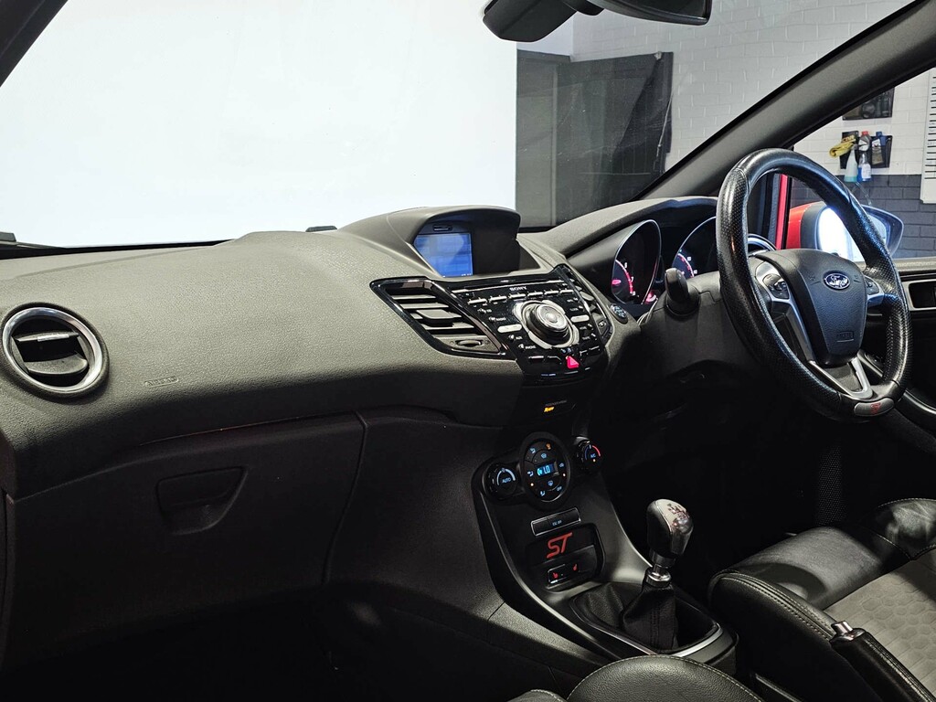 Ford Fiesta 1.6T Ecoboost St-3 Hatchback Euro 6 EA17ETX  #2