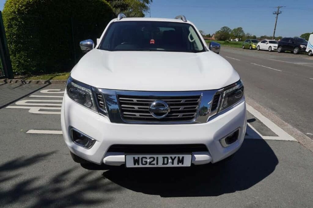 Nissan Navara Dci Tekna Shr Dcb..1 Local Owner...superb WG21DYM White #2