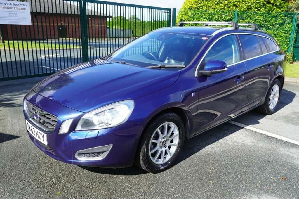 Volvo V60 T4 Ocean Race 1.6 23890 Miles Blue #3