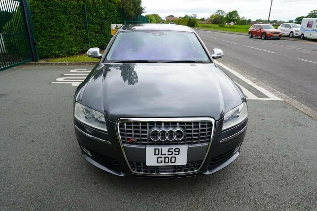 Audi S8 Audi S8 5.2 V10 Quattro. Black 2010 Black #2