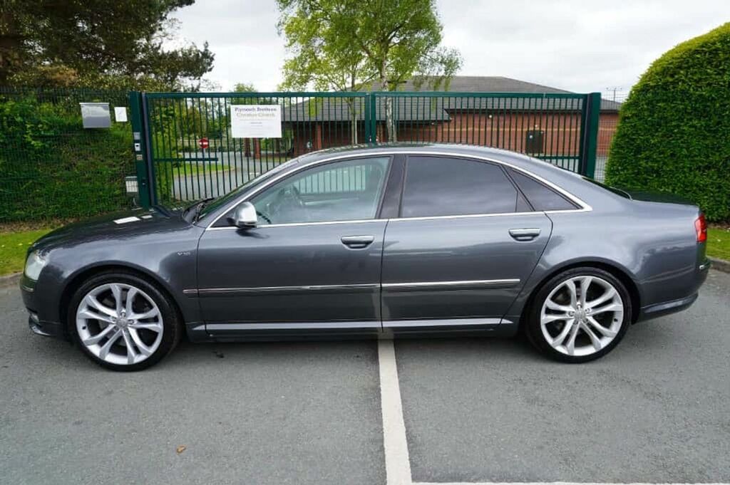 Audi S8 Audi S8 5.2 V10 Quattro. Black 2010 Black #4
