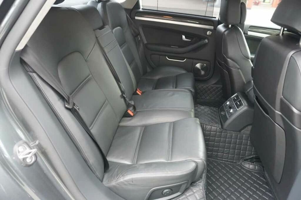 Audi S8 Audi S8 5.2 V10 Quattro. Black 2010 Black #17