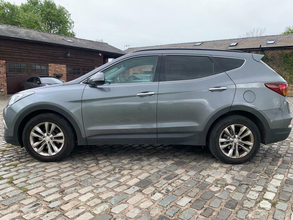 Hyundai Santa Fe 2.2 Crdi Blue Drive Premium 4Wd Euro 6 S S SO16EPY Grey #2