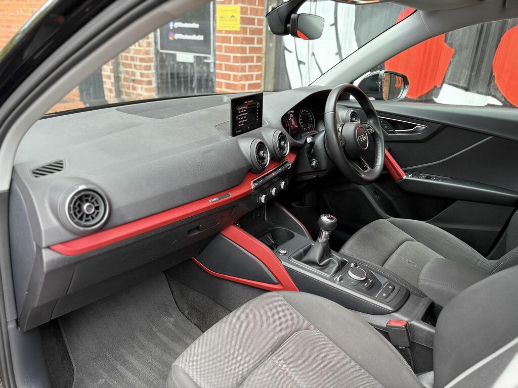 Audi Q2 2018 1.0 Tfsi Sport Suv Euro 6 FN18XPA Black #4