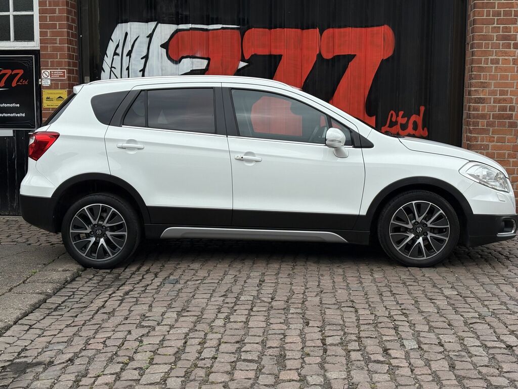 Suzuki SX4 S Cross 2016 1.6 Sz-t Suv Cvt Euro 6 120 Ps White #2