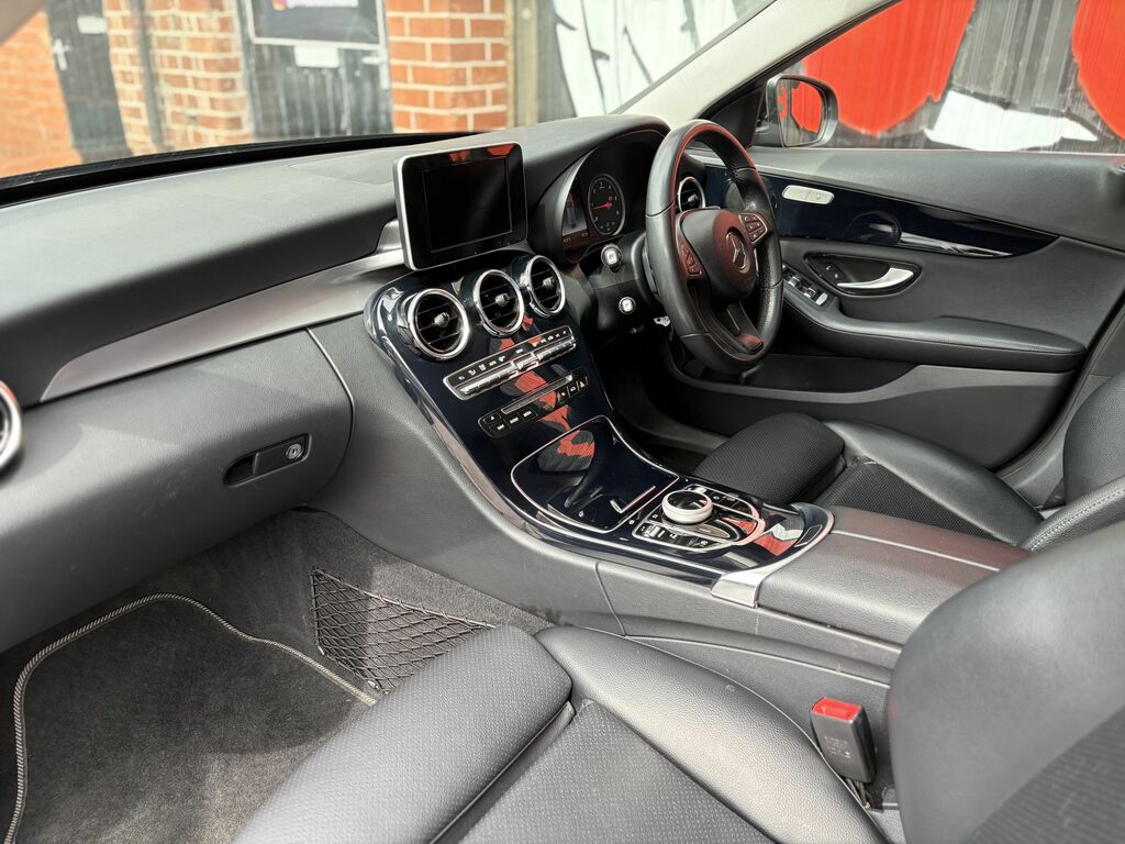 Mercedes-Benz C Class 2017 2.1 C220d Se Executive Edition Estate Die KS67UPD Black #4