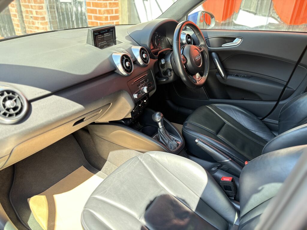 Audi A1 2017 1.4 Tfsi S Line Sportback S Tronic CU17EPJ Blue #4