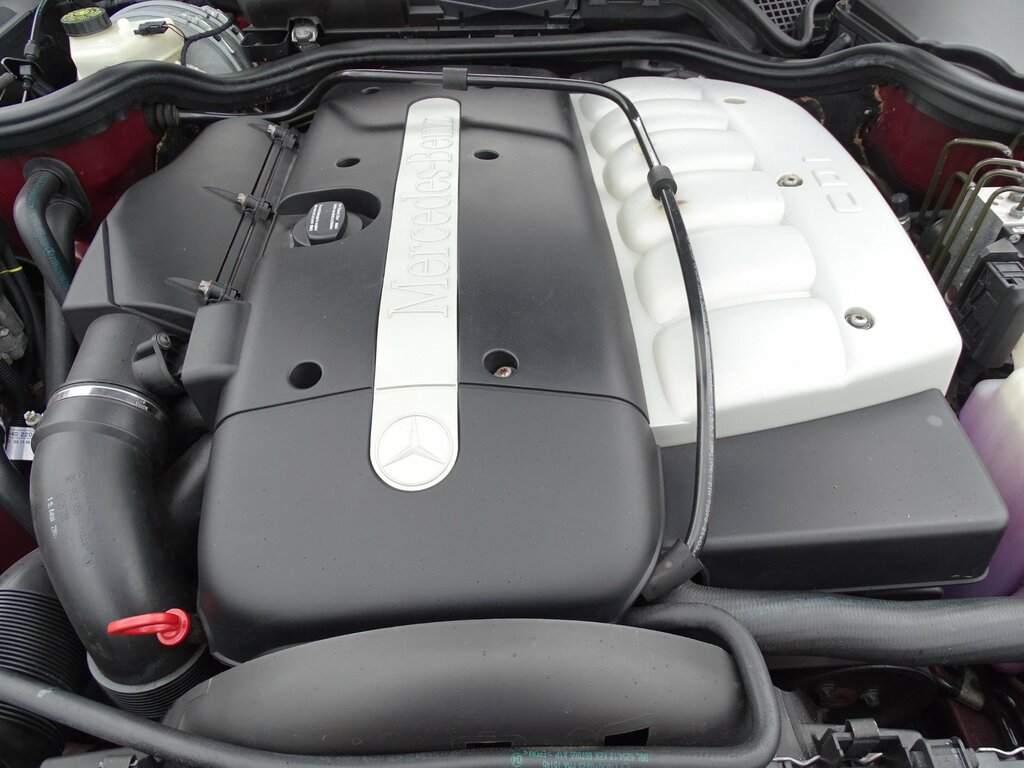 Mercedes-Benz E Class E320 V6 5-Door Black #49