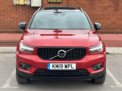 Volvo XC40 2.0 Xc40 R-design KM19WPL Red #3