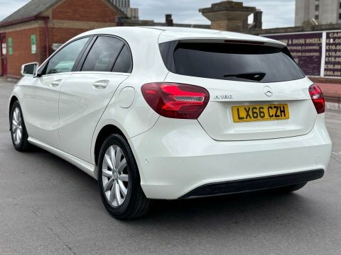 Mercedes-Benz A Class Blueefficiency Sport LX66CZH White #6
