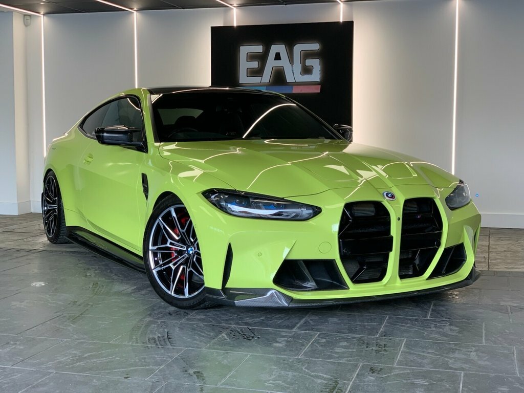 BMW M4 3L Competition Yellow
