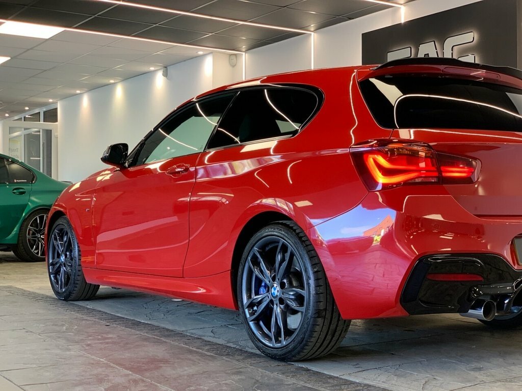 BMW 1 Series 3L Shadow Edition DA18VWY Red #5