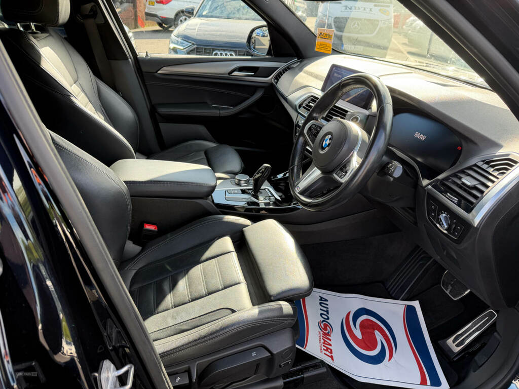 BMW X3 Xdrive20d M Sport Step AV69NNO Black #4