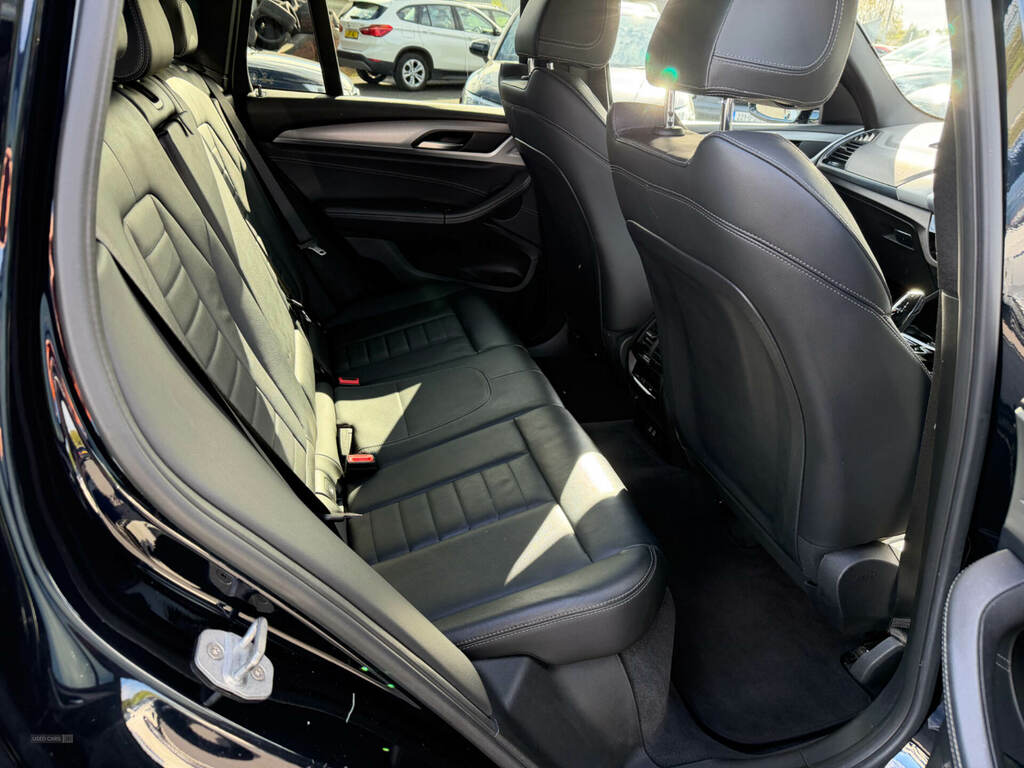 BMW X3 Xdrive20d M Sport Step AV69NNO Black #5
