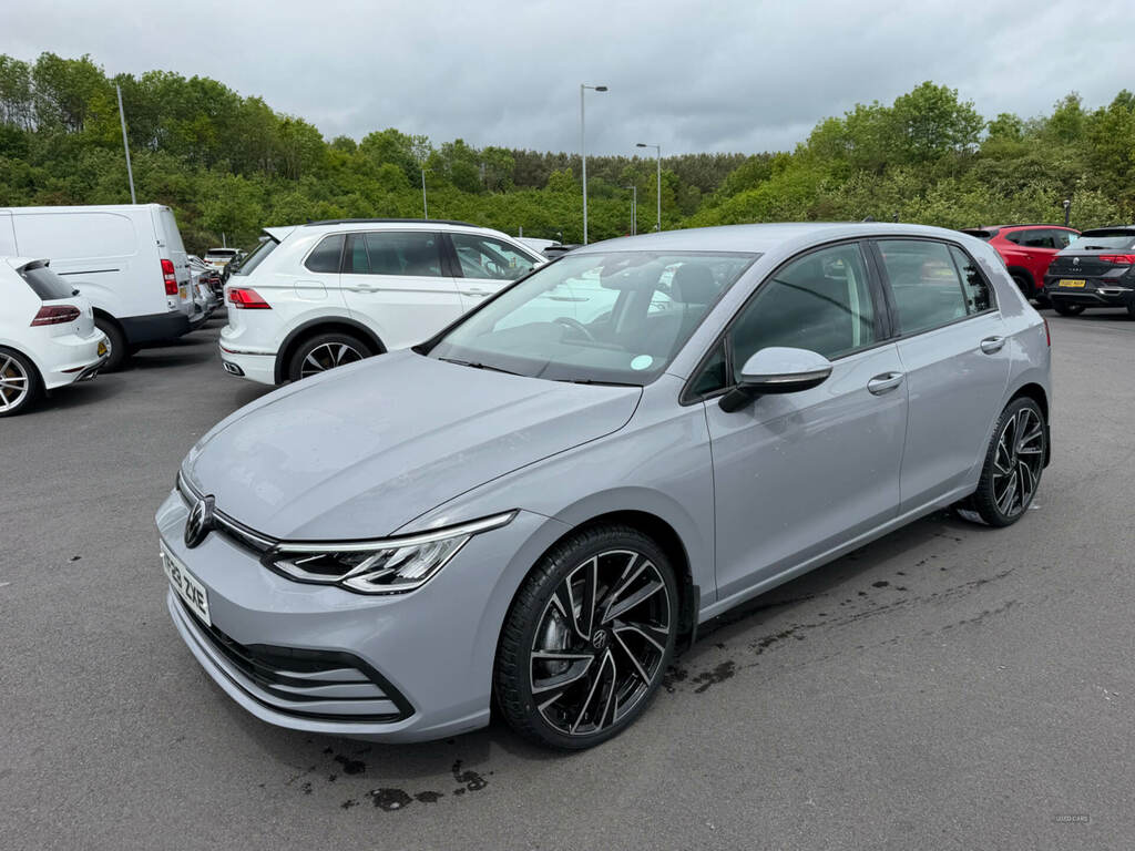 Volkswagen Golf 1.5 Tsi Life Grey