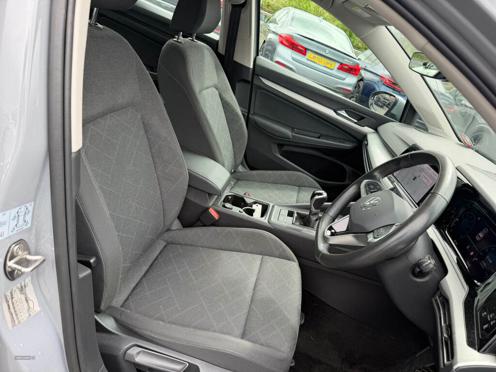 Volkswagen Golf 1.5 Tsi Life YF23ZXE Grey #5