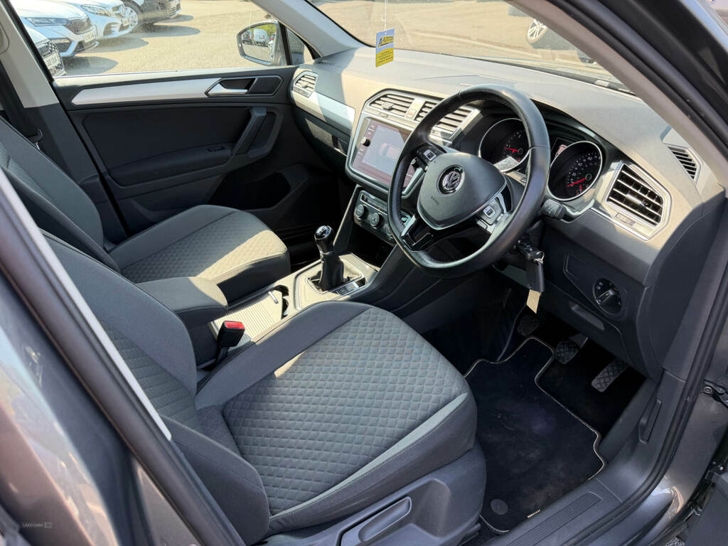 Volkswagen Tiguan 2.0 Tdi 150 Se Nav WP18EJL Grey #2