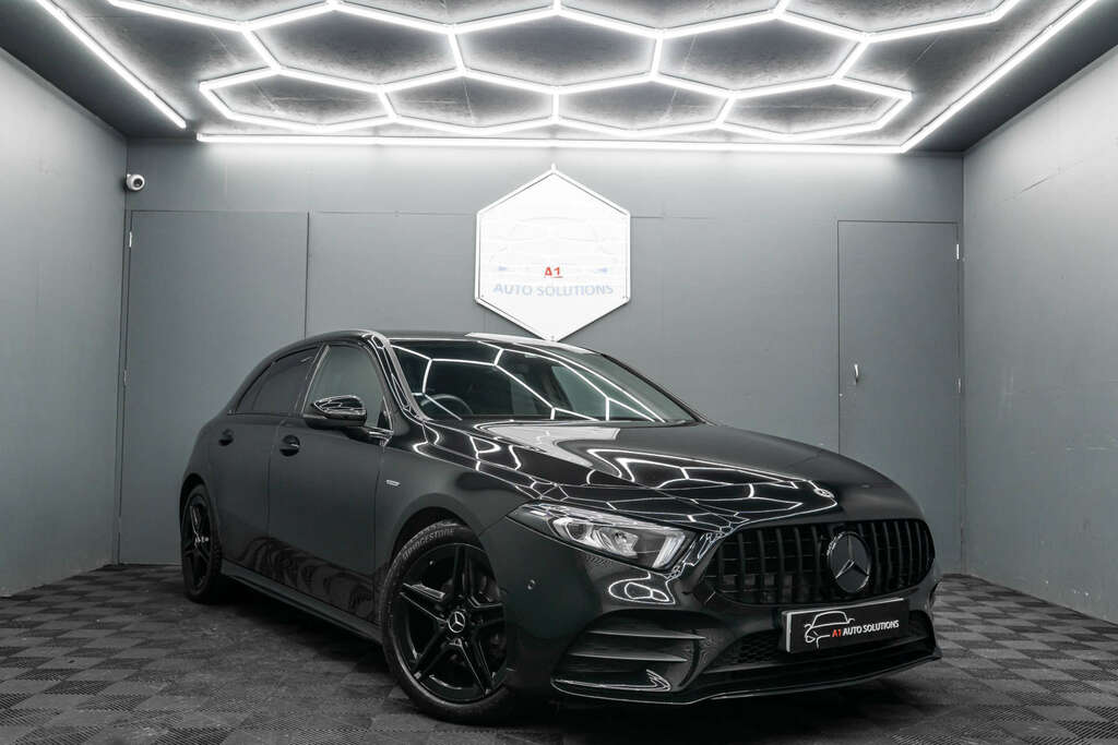 Mercedes-Benz A Class Amg Line Edition Premium