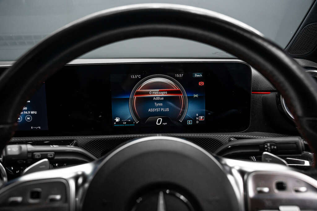 Mercedes-Benz A Class Amg Line Edition Executive HX22XSK  #4