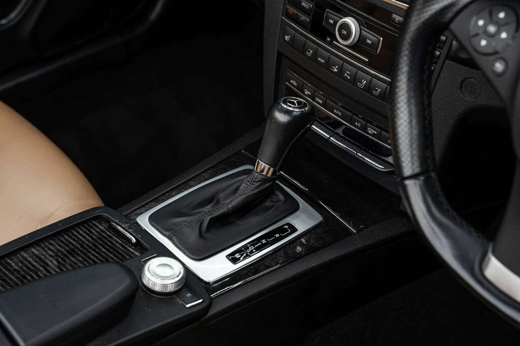 Mercedes-Benz E Class Sport Cdi Blueefficiency #4