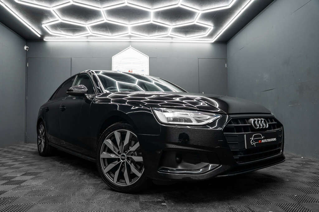 Audi A4 Sport Edition 30 Tdi Mhev Black