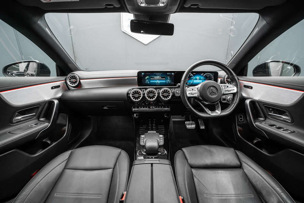Mercedes-Benz 250 Cla Amg Line Premium Plus Night Edition E  #37