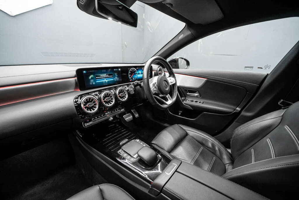Mercedes-Benz 250 Cla Amg Line Premium Plus Night Edition E  #39