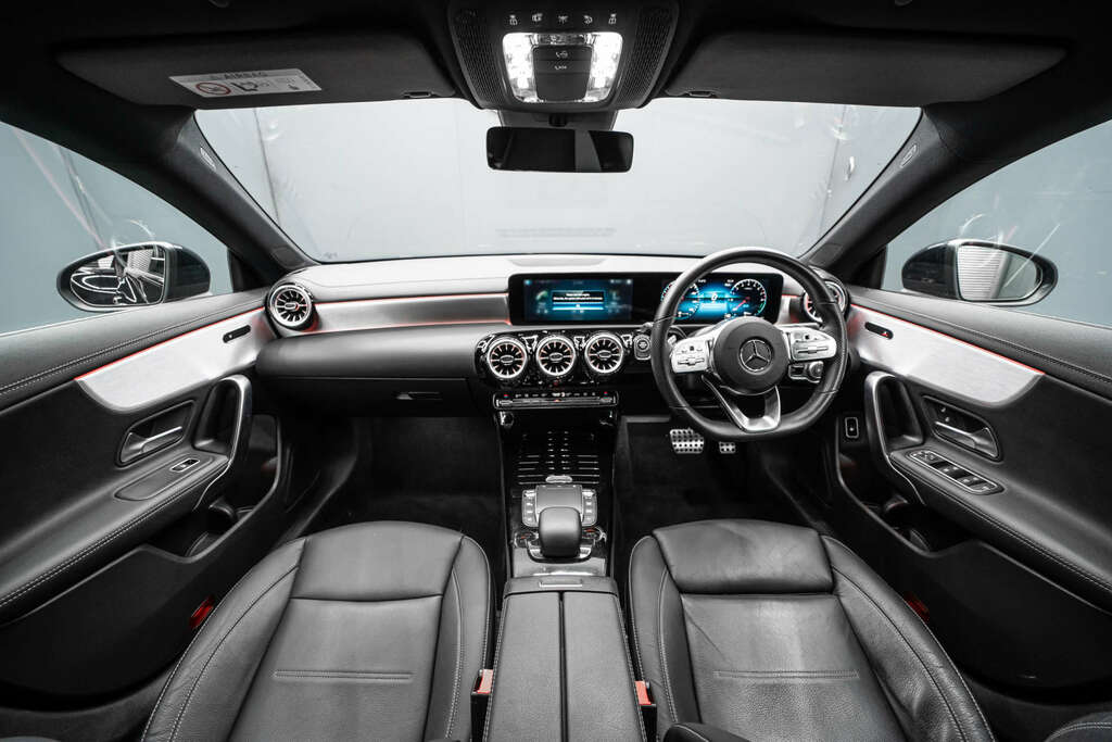 Mercedes-Benz 250 Cla Amg Line Premium Plus Night Edition E  #2