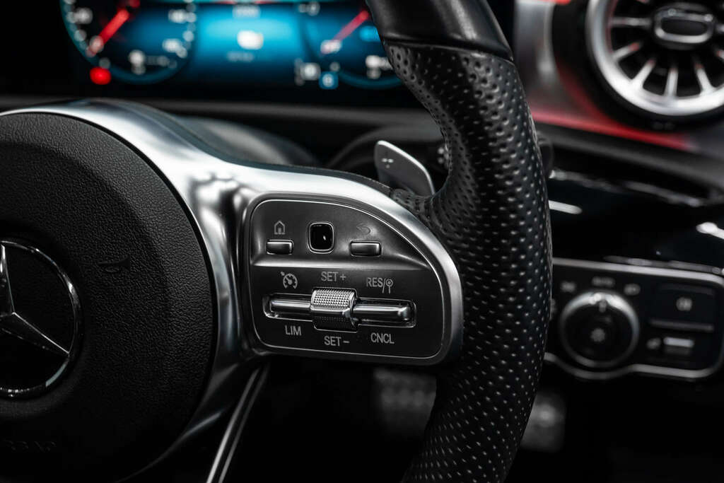 Mercedes-Benz 250 Cla Amg Line Premium Plus Night Edition E  #29