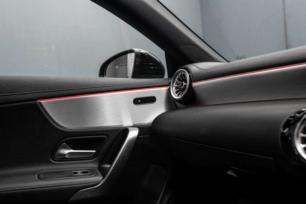 Mercedes-Benz 250 Cla Amg Line Premium Plus Night Edition E  #30