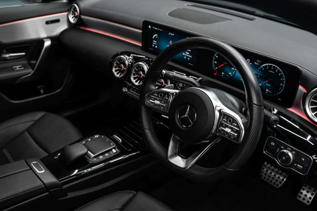 Mercedes-Benz 250 Cla Amg Line Premium Plus Night Edition E  #18