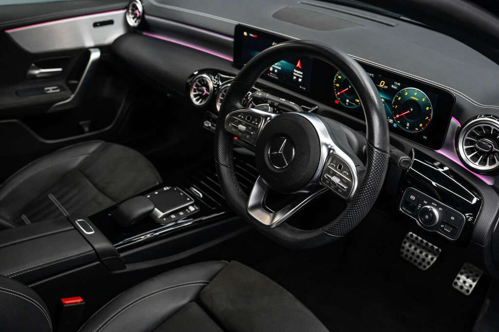Mercedes-Benz A Class Amg Line Premium KN23XZP  #4